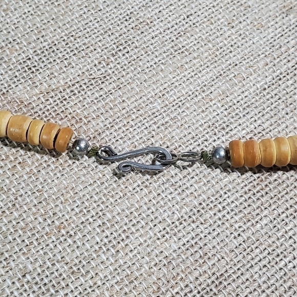 Chunky carved Wood bead burned wood Sun pendant Tribal boho natural Necklace - Picture 10 of 10